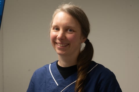 Mira Strøm Braaten, veterinær